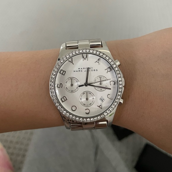 MARC BY MARC JACOBS SILVER WATCH |HENRY CHRONOGRAPH DIAL STAINLESS STEEL LADIES - Picture 6 of 9